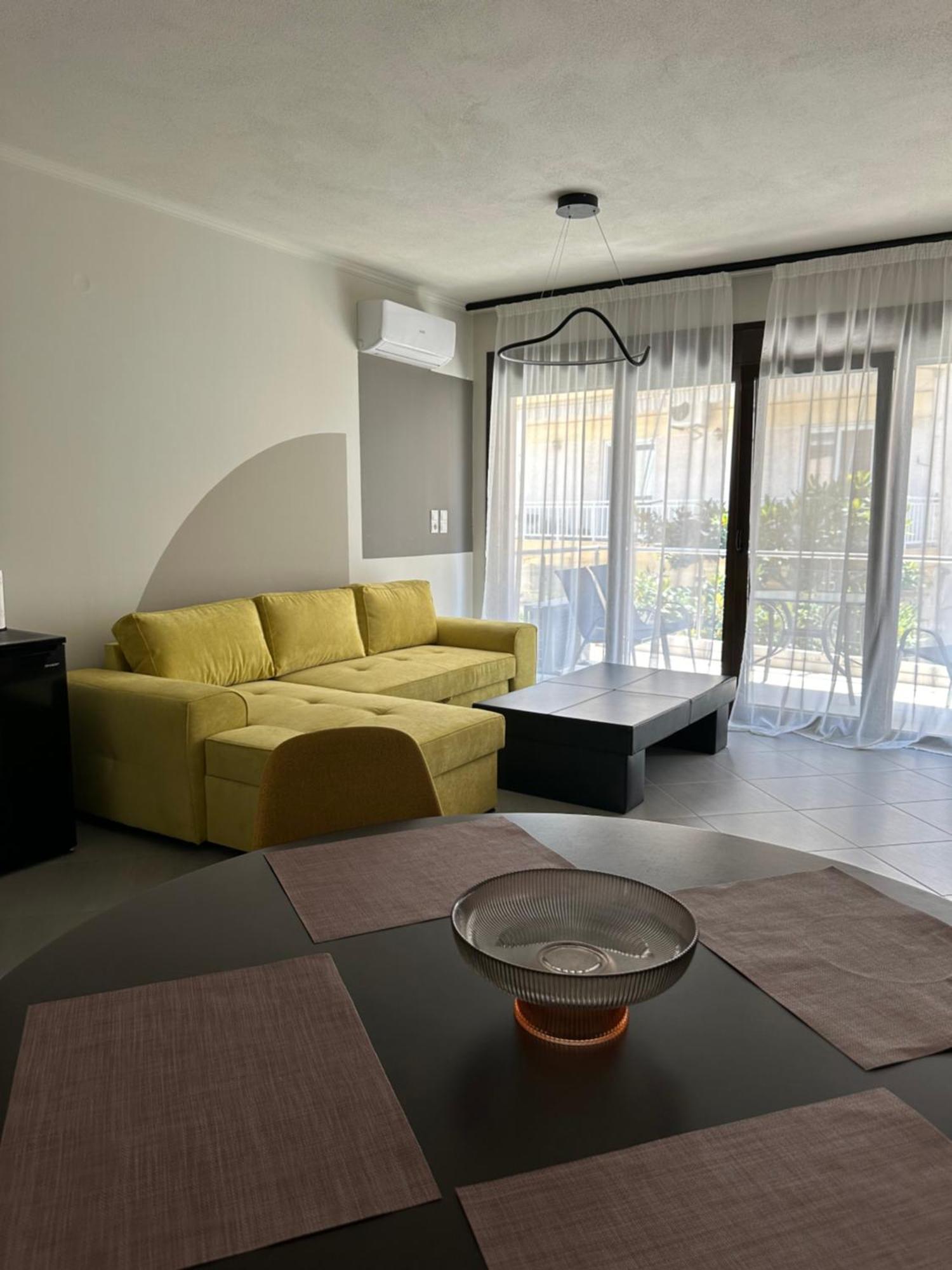 Snappyb Living Spaces Alexandroúpoli Eksteriør bilde