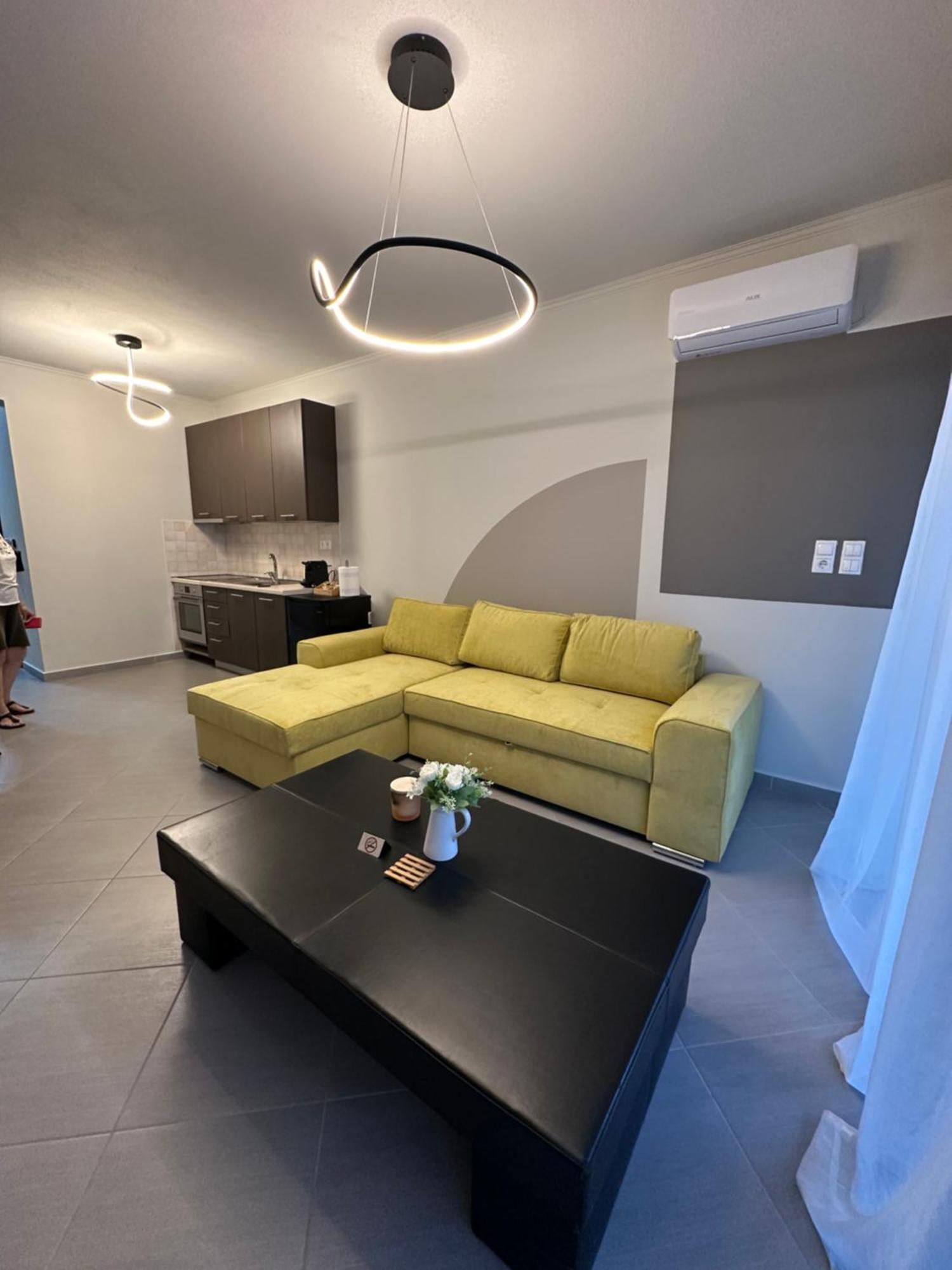Snappyb Living Spaces Alexandroúpoli Eksteriør bilde